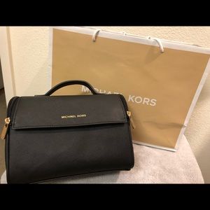 Michael Kors Toiletry Bag